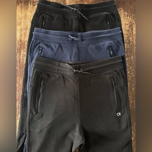 GapFit Tech tapered pull on joggers. Boy’s Husky XXL 14-16. 3 for 1.